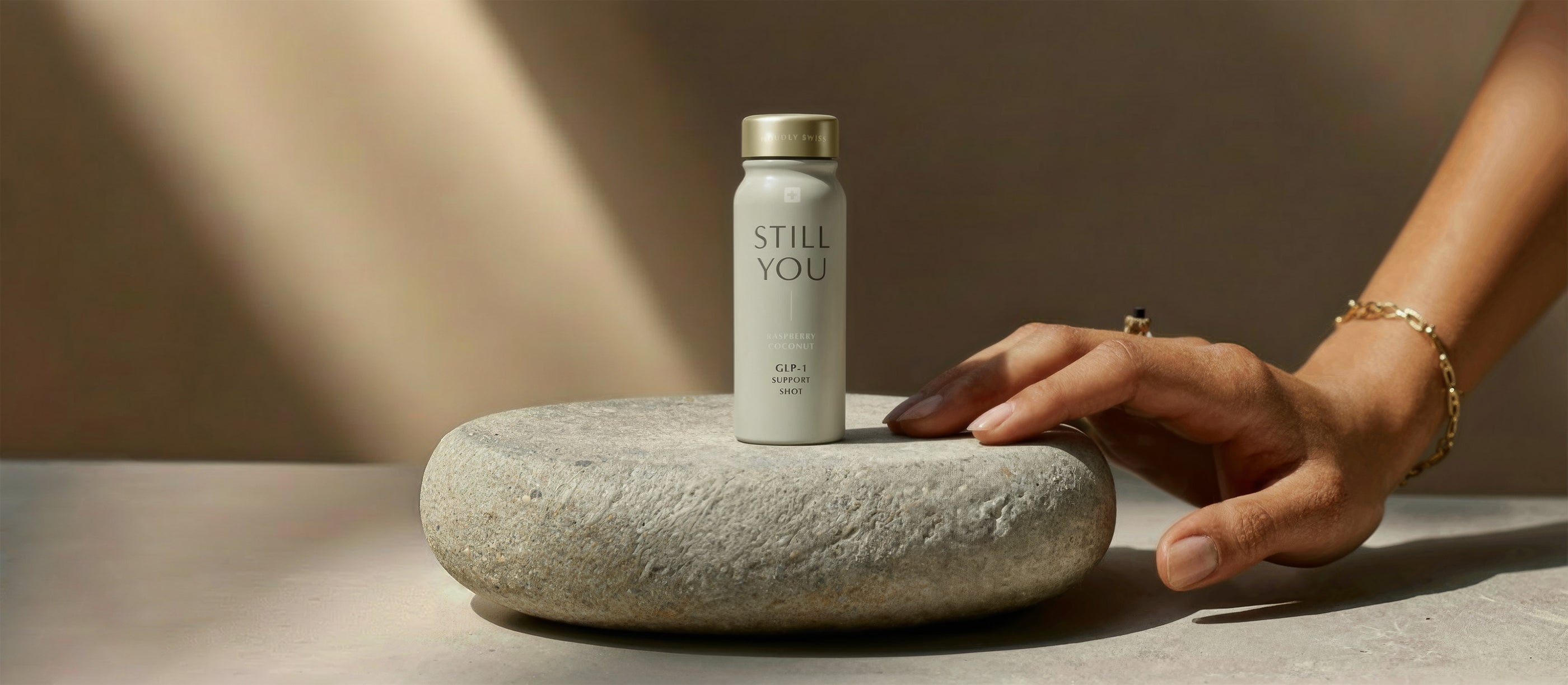 Täglicher GLP-1 Support Drink, der Deinen Nährstoff- & Proteinbedarf vollständig abdeckt